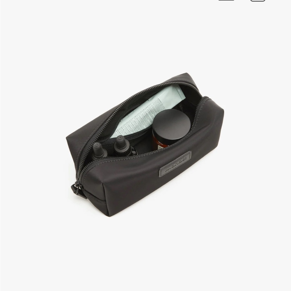 Monos Metro Toiletry Case